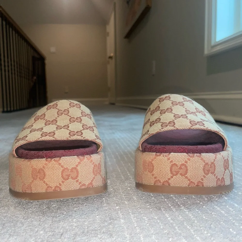 Gucci Platform Slides - Picture 10 of 13